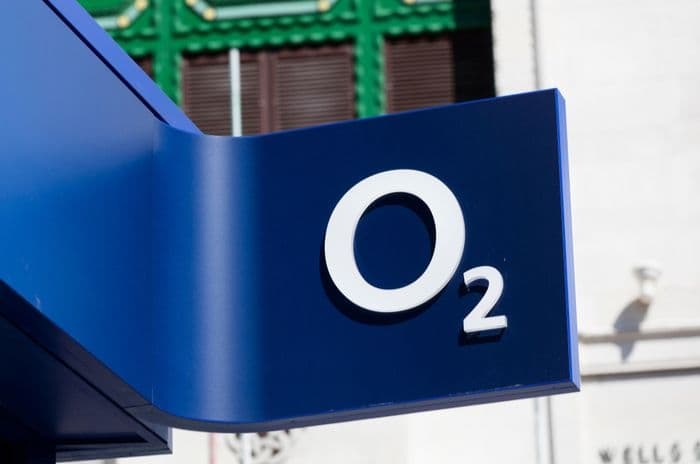 o2 store front