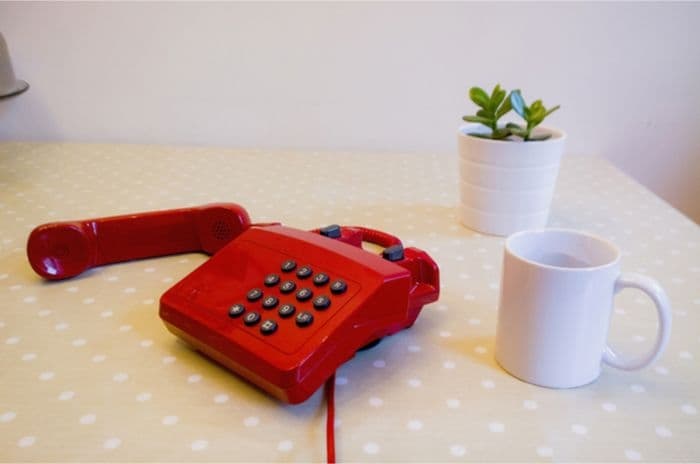 red home telephone off the hook