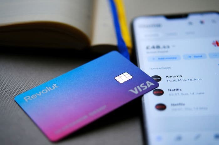 revolut card and app