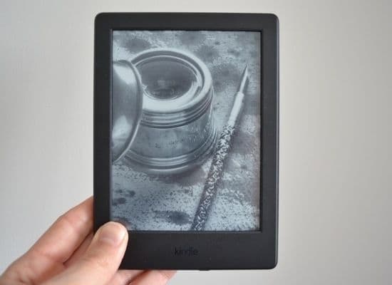 Kindle in black