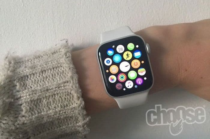 Apple Watch Series 4 display text screen